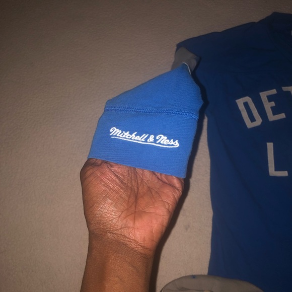 DETROIT NFL LIONS AUTHENTIC THICK WARM SWEATER MITCHELL&NESS 1953 LOGO MEDIUM - Picture 6 of 12